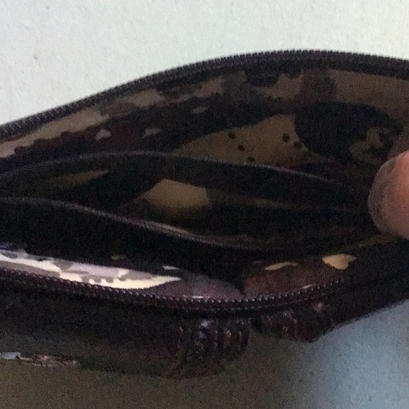 Brighton vintage wristlet wallet. Brown pockets and zippers NWOT - Picture 3 of 10